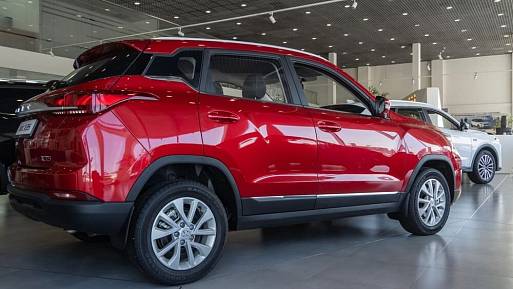 Dostupné SUV, které nepůsobí levně: BAIC X35 překvapí zpracováním i výbavou