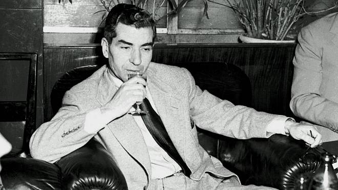 Lucky Luciano přežil „jednosměrnou jízdu“. Byl unesen, bodán sekáčkem na maso, i tak přežil