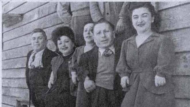 Šťastný život liliputí rodiny Ovitzových zastavila až 2. světová válka a hrůzný doktor Mengele