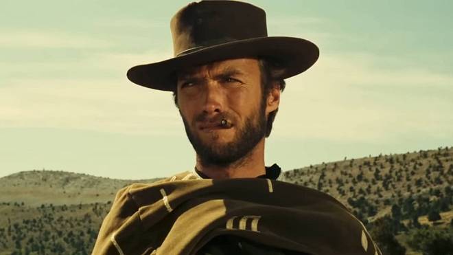 Než ovládl filmový průmysl, vyráběl letadla či učil plavání. Právě oslavil 94. narozeniny