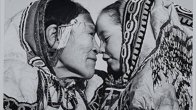 Kunik: Eskymácké polibky Inuitů nejsou ve skutečnosti romantická gesta. A už vůbec ne mezi dospělými