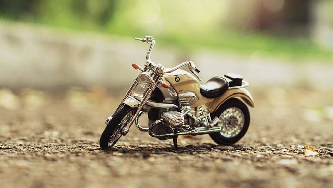 Zájem o retro hračky roste. Dobře zachovalá motorka může mít cenu tisíců korun