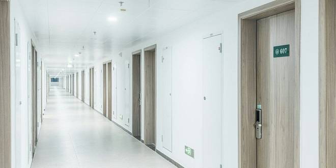 Kdo nechá v paneláku za dveřmi toto, může dostat až 250 000 Kč pokuty
