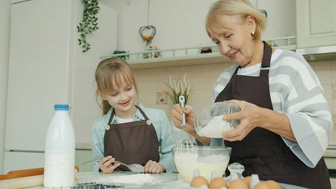 Dukátové buchtičky s vanilkovým krémem: Poctivý babiččin recept od základu