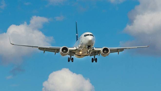Jak ochránit kufr na letišti: Důležitější než fólie je kvalita zavazadla