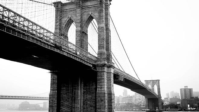 Seznamte se s podvodníkem, který prodal Brooklynský most – mnohokrát